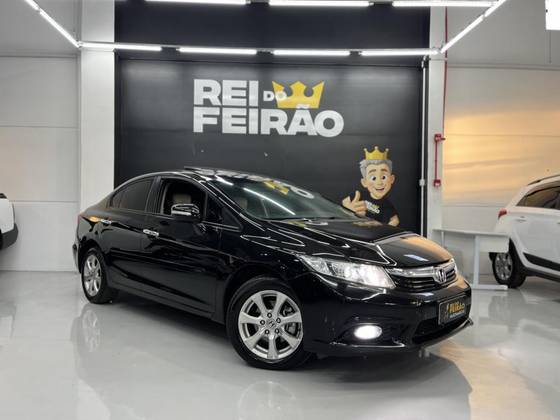 HONDA CIVIC 1.8 LXS 16V FLEX 4P MANUAL HONDA CIVIC 1.8 LXS 16V FLEX 4P MANUAL